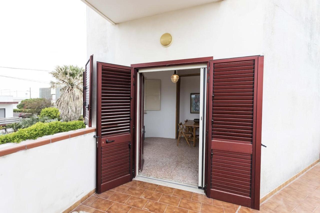 La Nave - Fronte Mare Villa San Foca Exterior photo